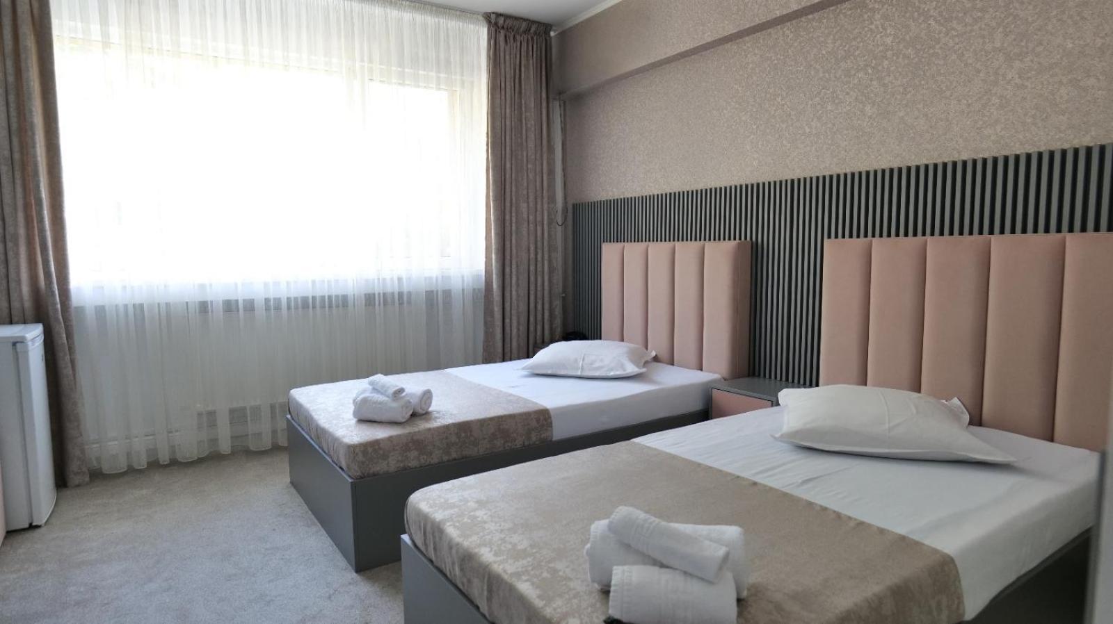 Hotel Parc Craiova Ngoại thất bức ảnh