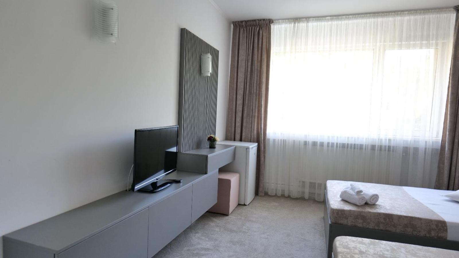 Hotel Parc Craiova Ngoại thất bức ảnh