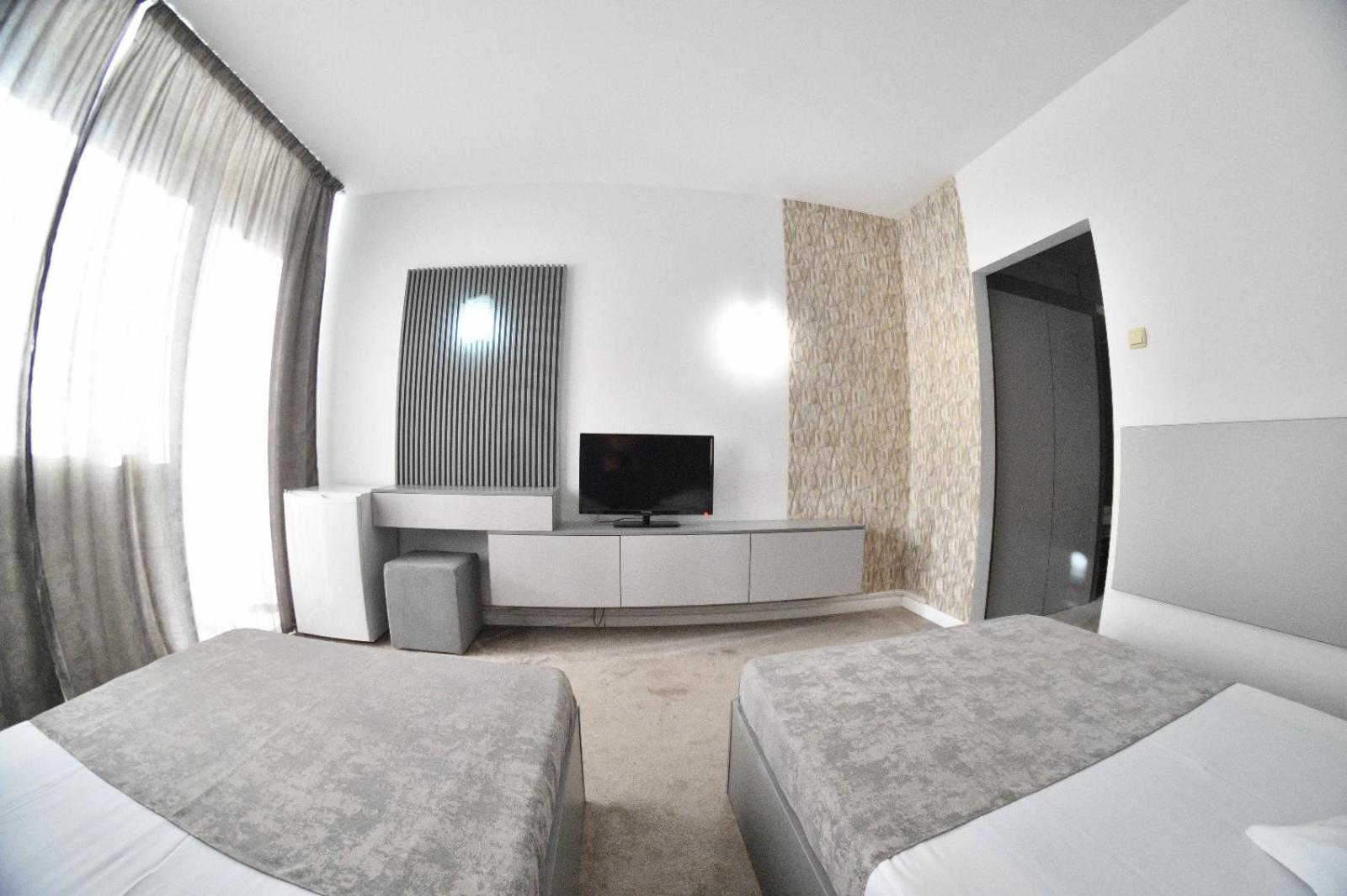 Hotel Parc Craiova Ngoại thất bức ảnh