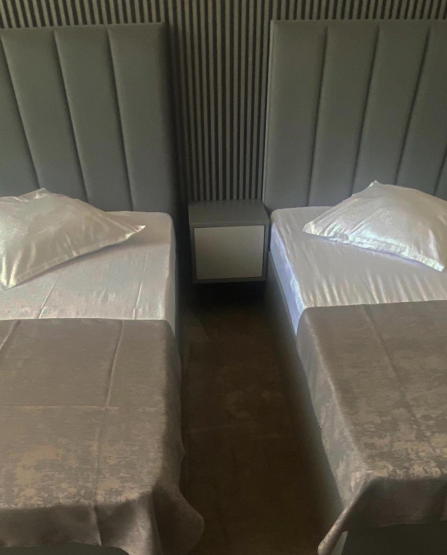 Hotel Parc Craiova Ngoại thất bức ảnh